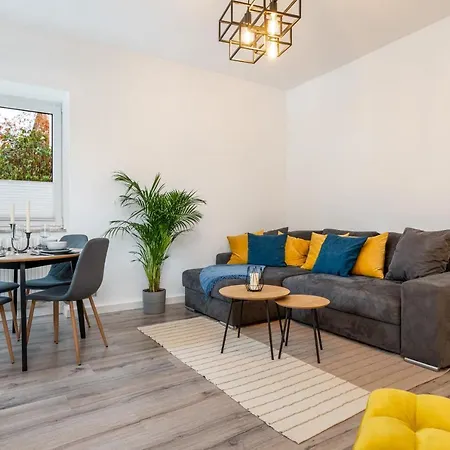 Modernes - 2 Boxspringbetten - Zentral דירה *